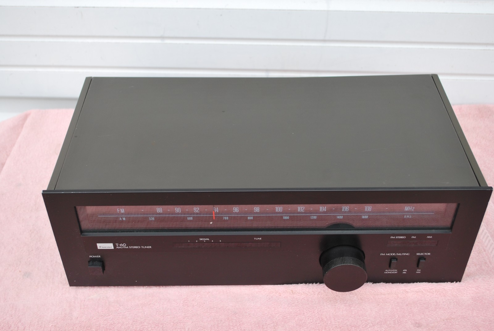 Vintage Sansui T-60 AM/FM Stereo Tuner Functional