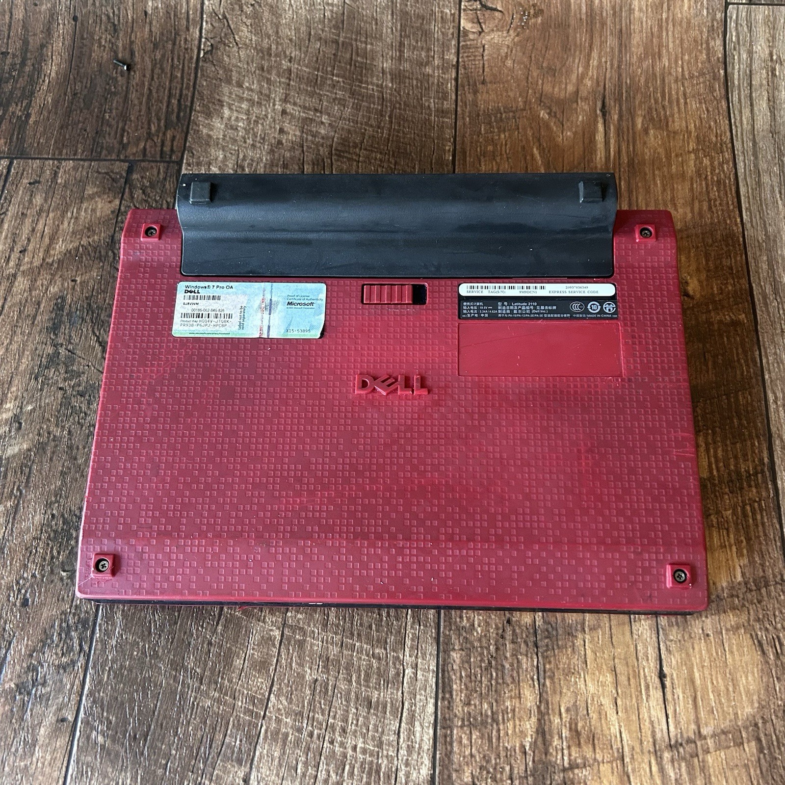 Dell Latitude 2110 Vintage Laptop For Parts Repair Untested Pink