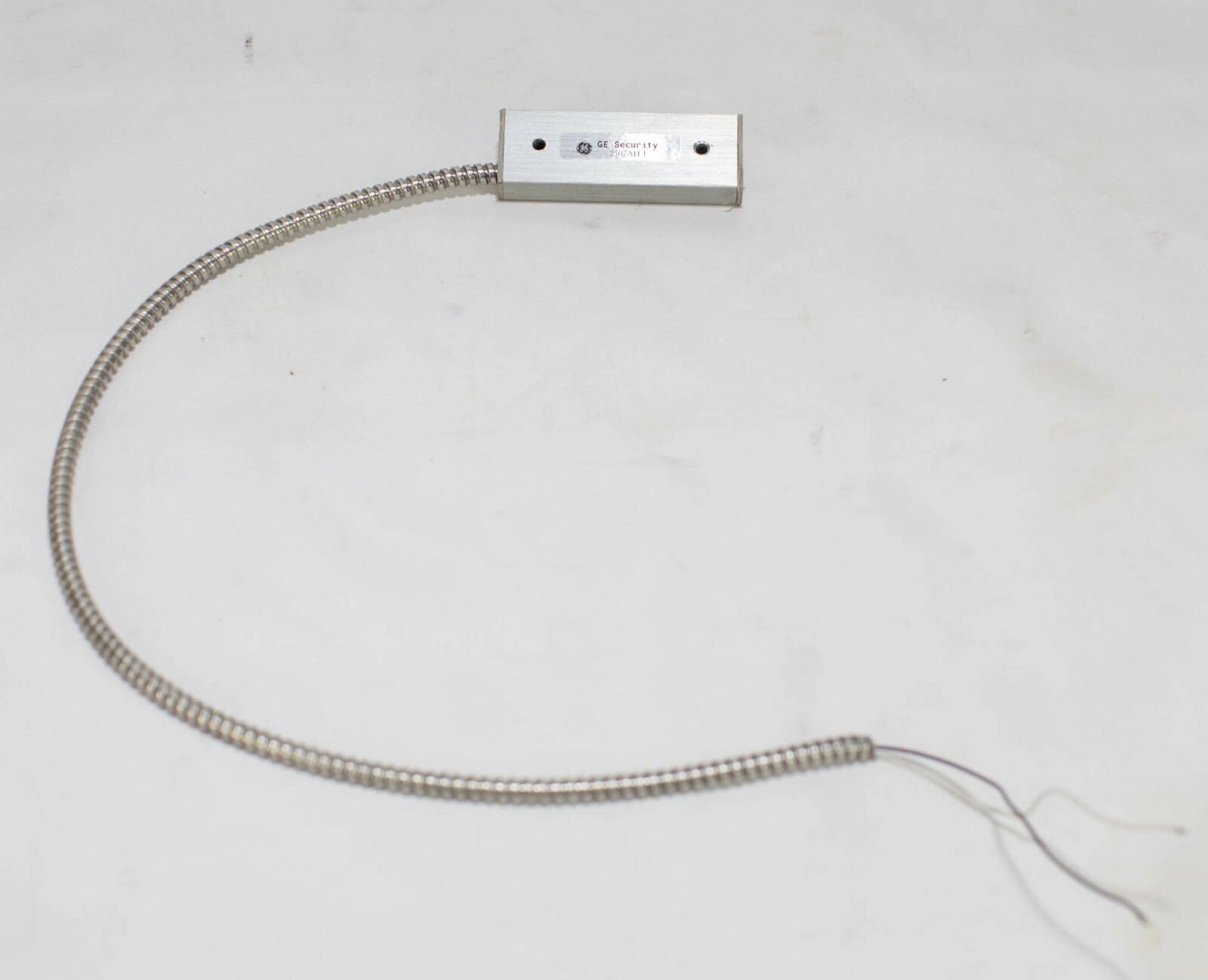 2507AH-L GE Sentrol Magnetic Contact Aluminum Housing Armored Cable Garage Alarm