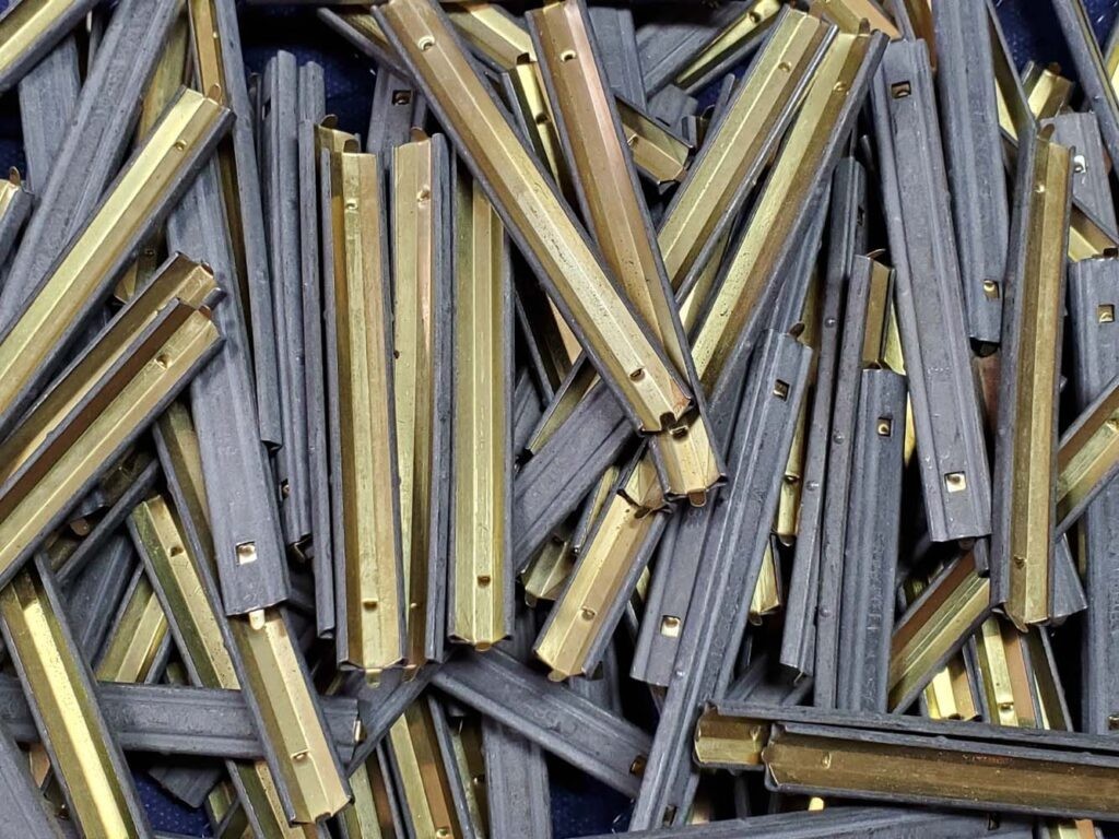 Stripper Clips  USGI 5.56/2.23 ,40 strippers and 1 speed loader.