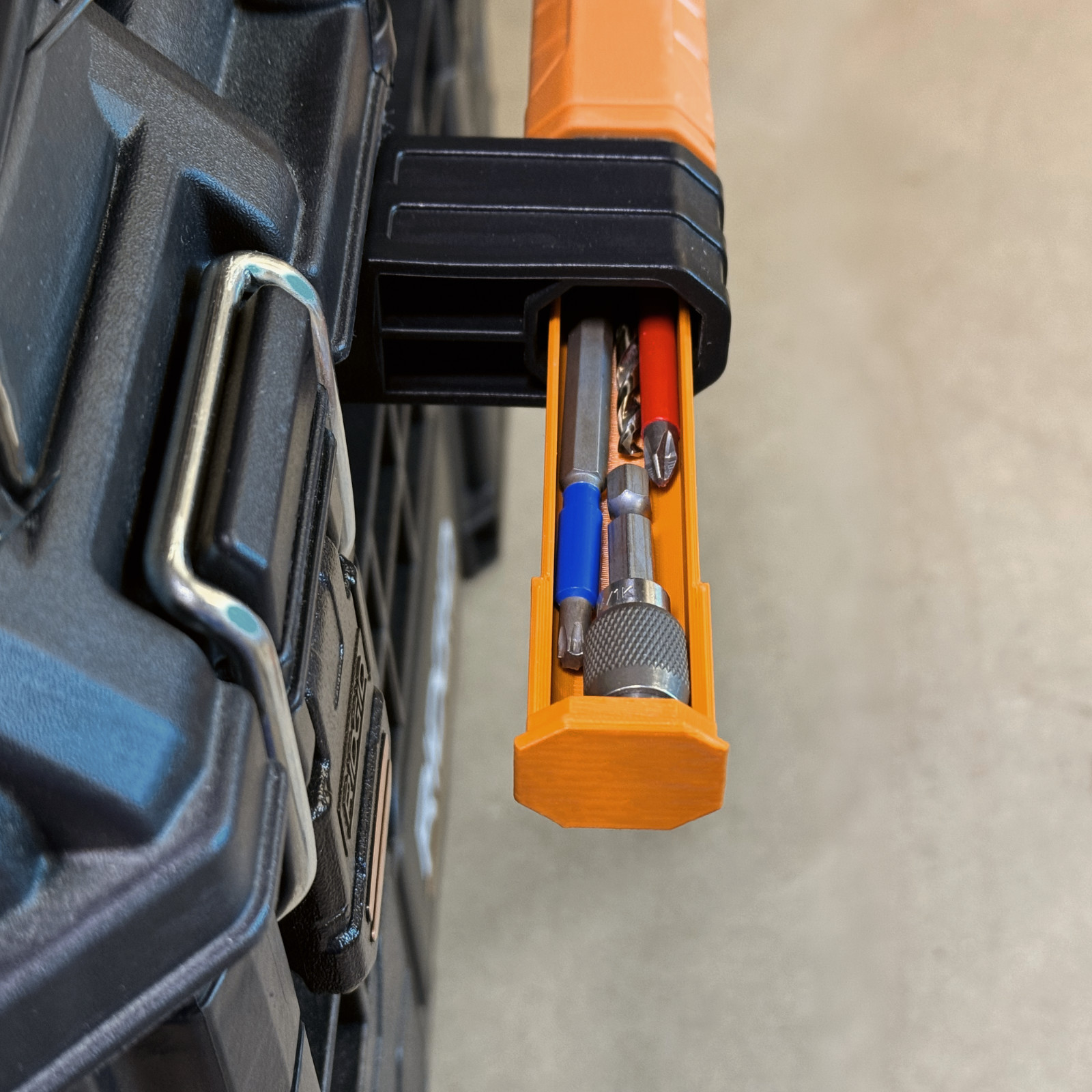 Ridgid Pro Gear Hidden Handle Stash w/ Push to Pop Button Gen 2.0 / 1.0