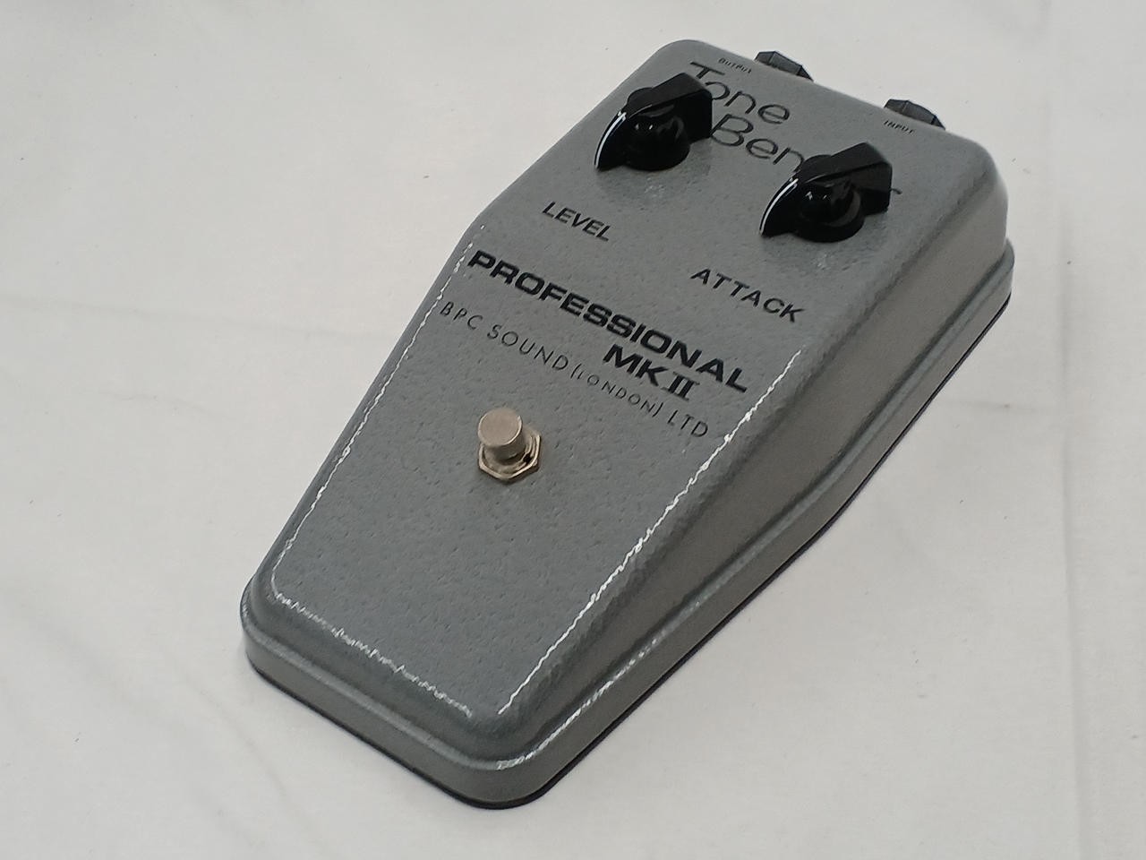 BRITISH PADAL COMPANY PROFESSIONAL MKII TONEBENDER Fuzz Pedal Guitar Effect