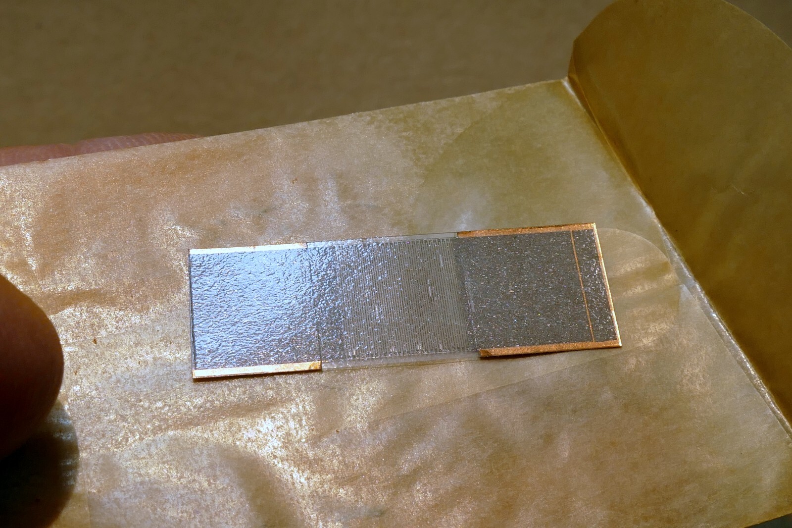 MR-E # 183-9-28 4.2K for resonance microscope