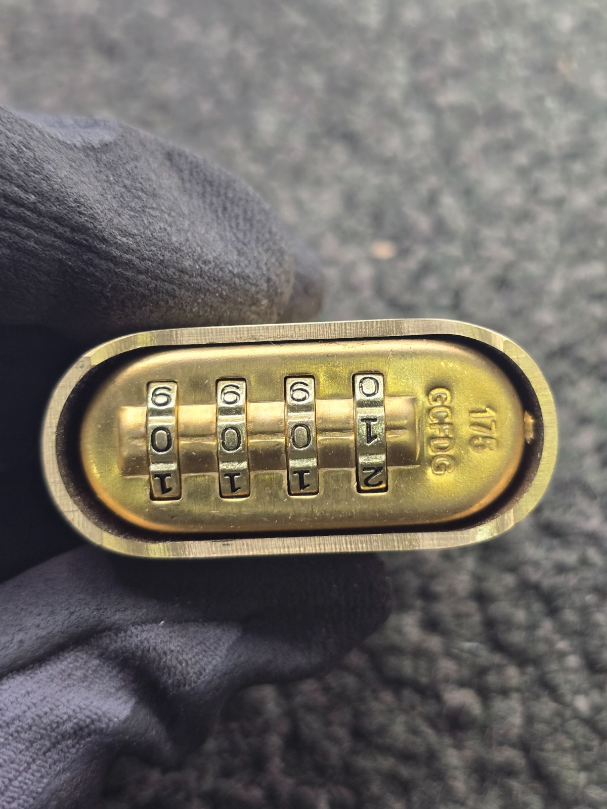 Master Lock 175 4-Digit Resettable Brass Combination Padlock w/ 1-inch Shackle