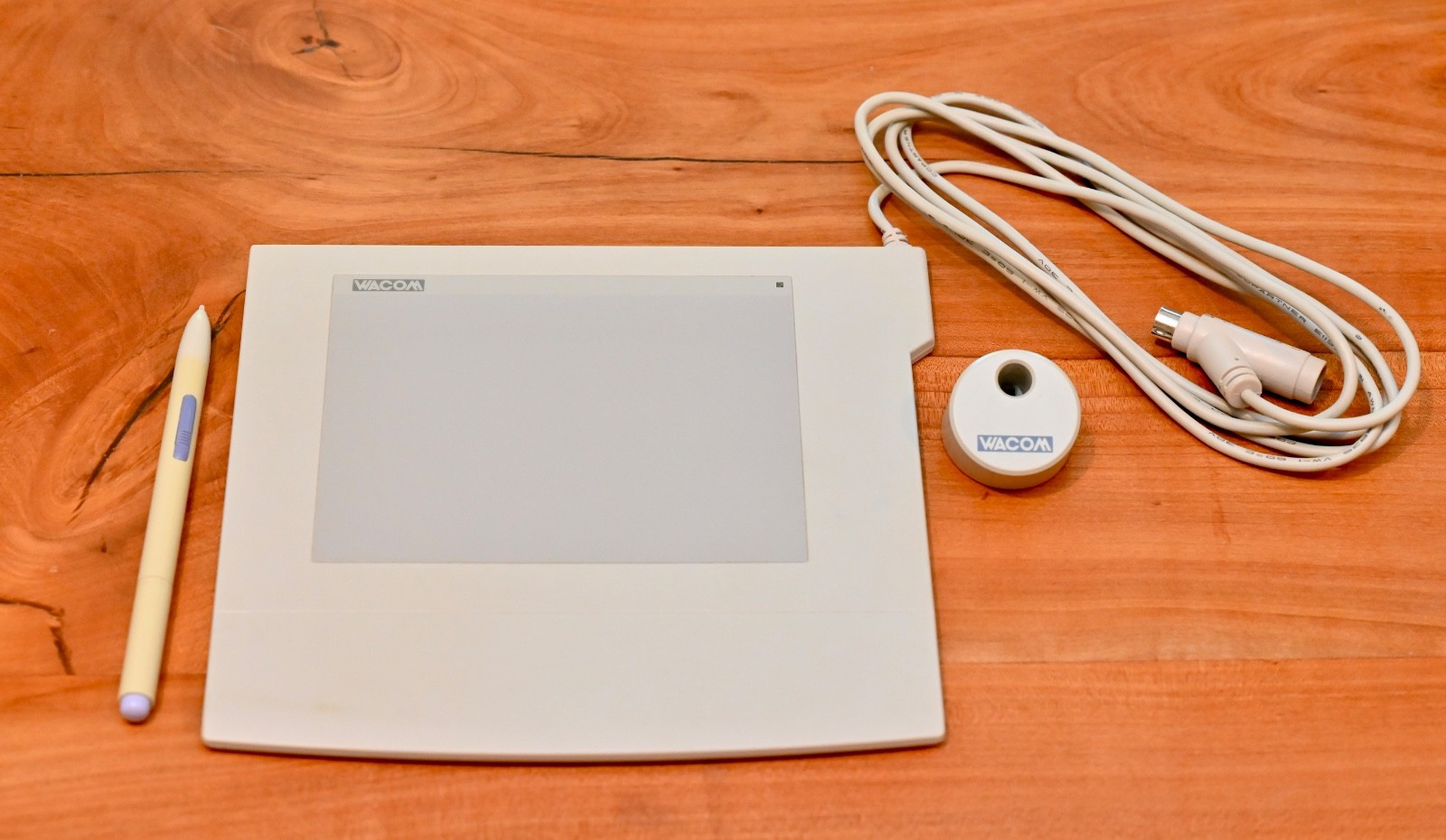 Wacom Artpad II Model KT-0405-A – Graphics Drawing Tablet