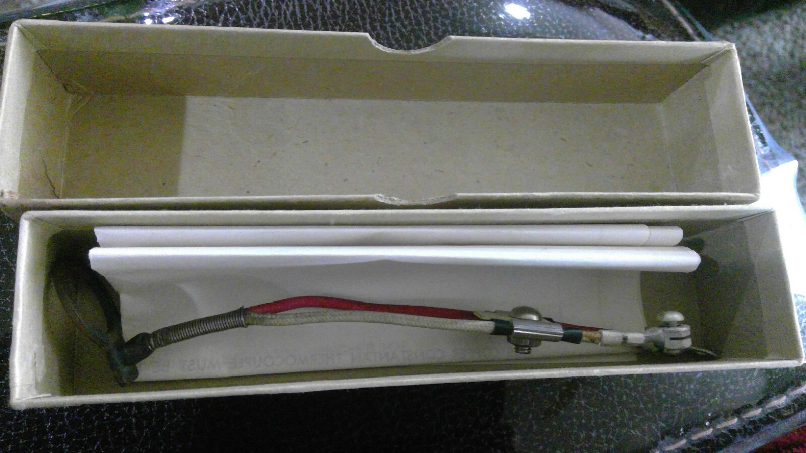 Vintage Sutton-Horsley Co. LTD THERMOCOUPLE (18M/M Spark Plug) Cat. # 118-1 NOS