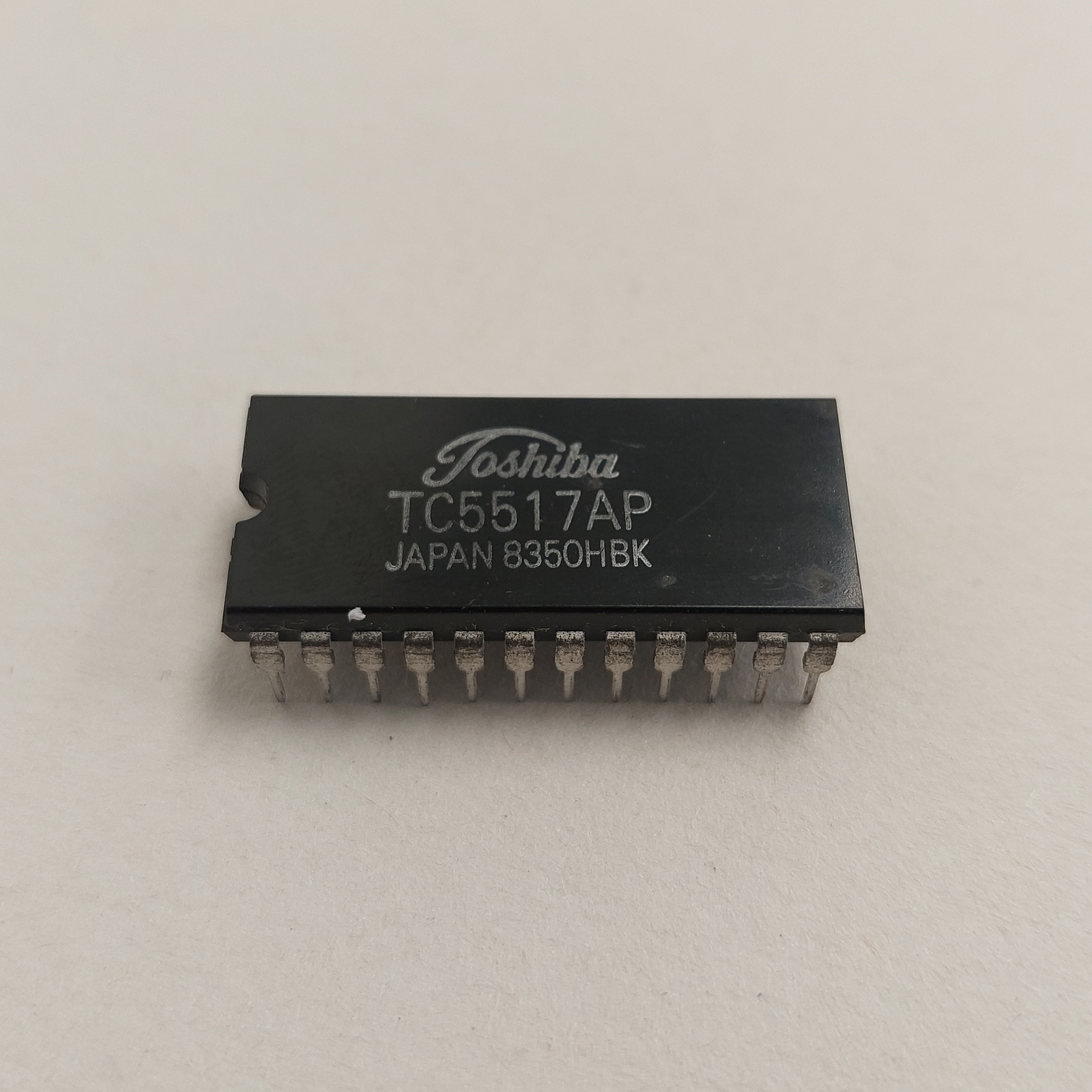 TC5517AP TOSHIBA INTEGRATED CIRCUIT X1PC