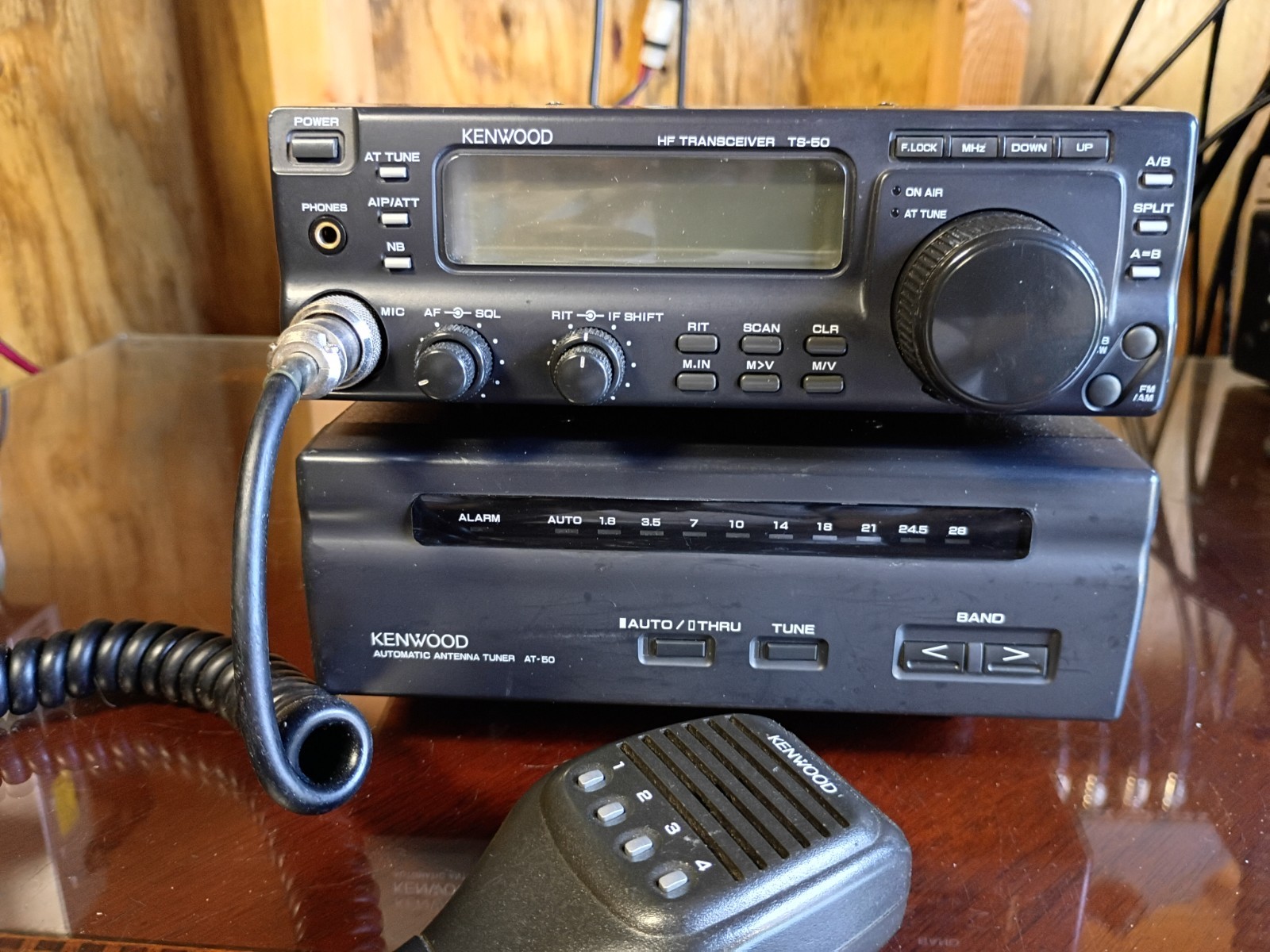 Kenwood TS-50S 100W HF Ham Radio Transceiver & AT-50 Antenna Tuner