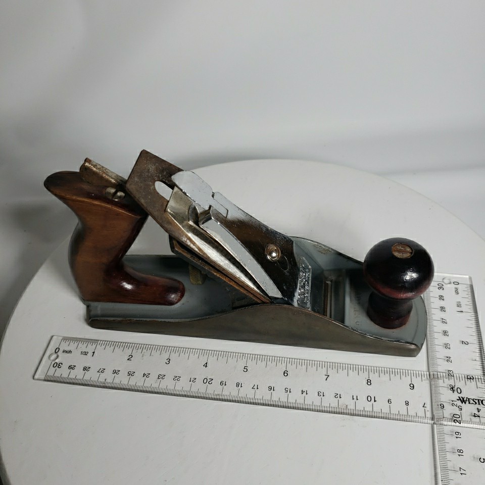 Vtg Corsair 9 1/2" Carpenter's Smooth Wood Plane Made in USA by Great Neck