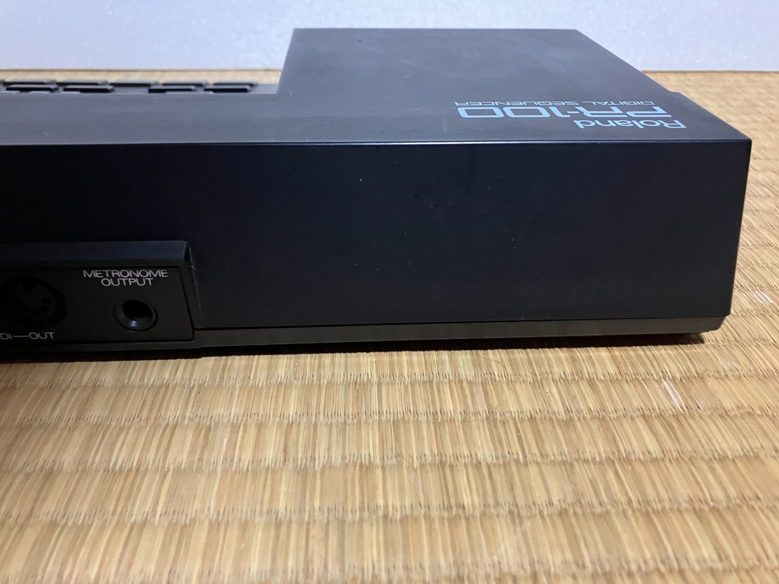 ROLAND PR-100 DIGITAL MIDI SEQUENCER Used From Japan