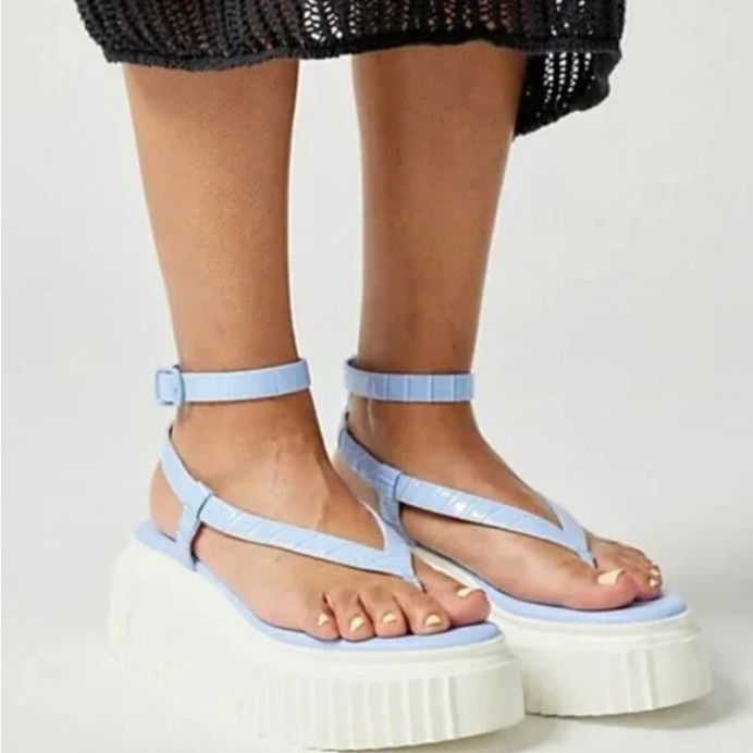 Circus by Sam Edelman Elana Buckle Ankle Strap Platform Blue Sandals