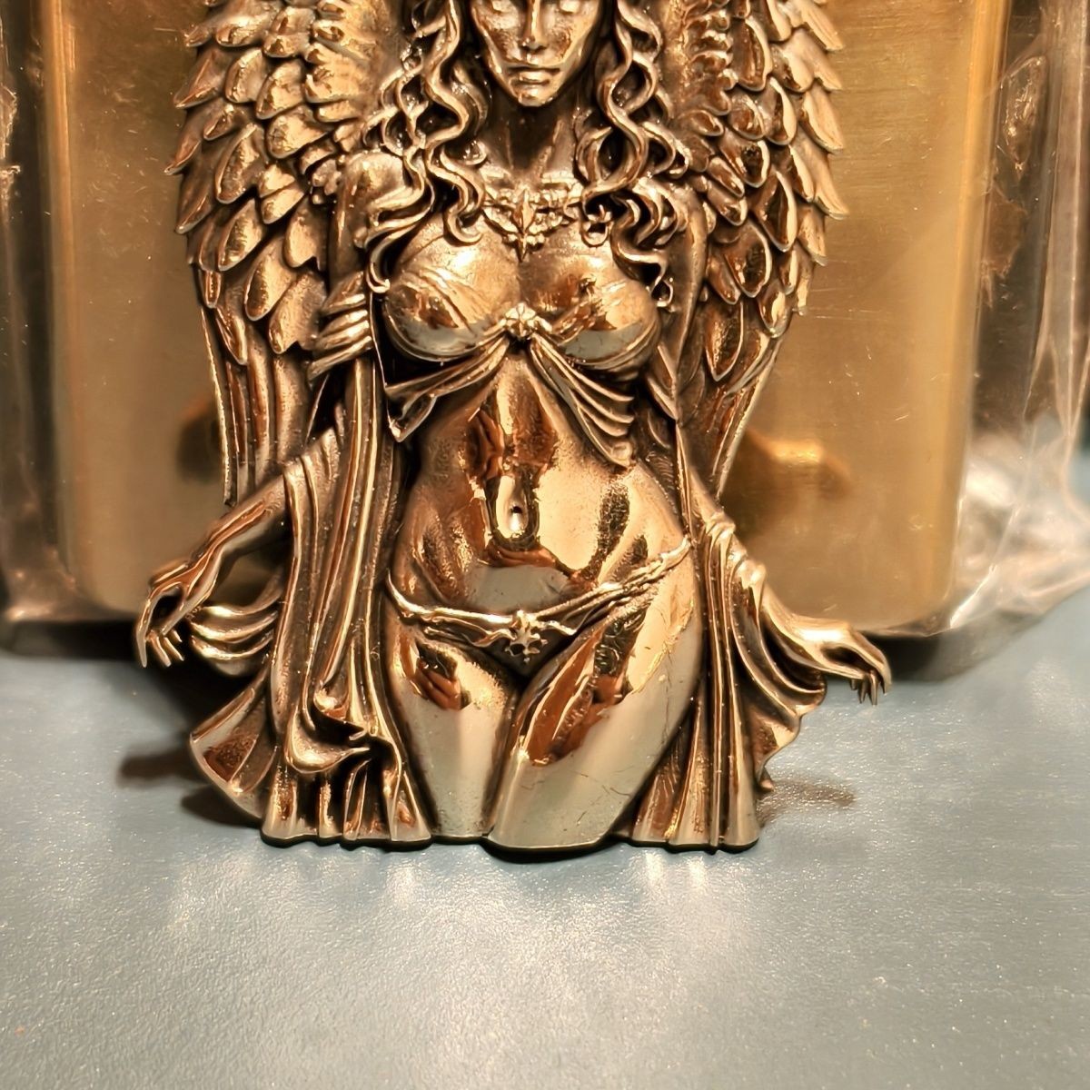 Brass Girl Emblem Adhesive Sticker for Kerosene Lighter Accessory