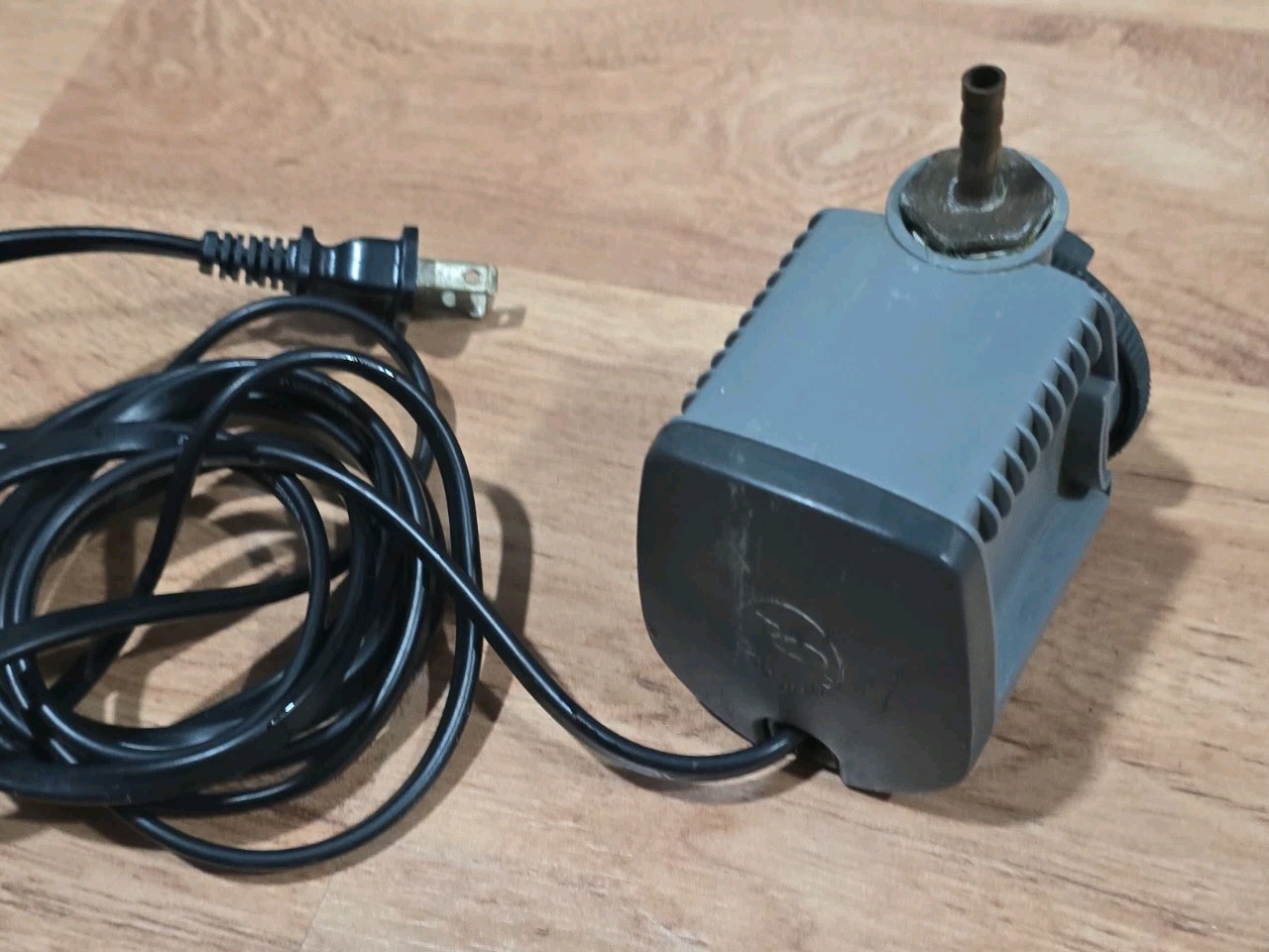 Sicce Syncra SK-200 Needlewheel Submersible Pump