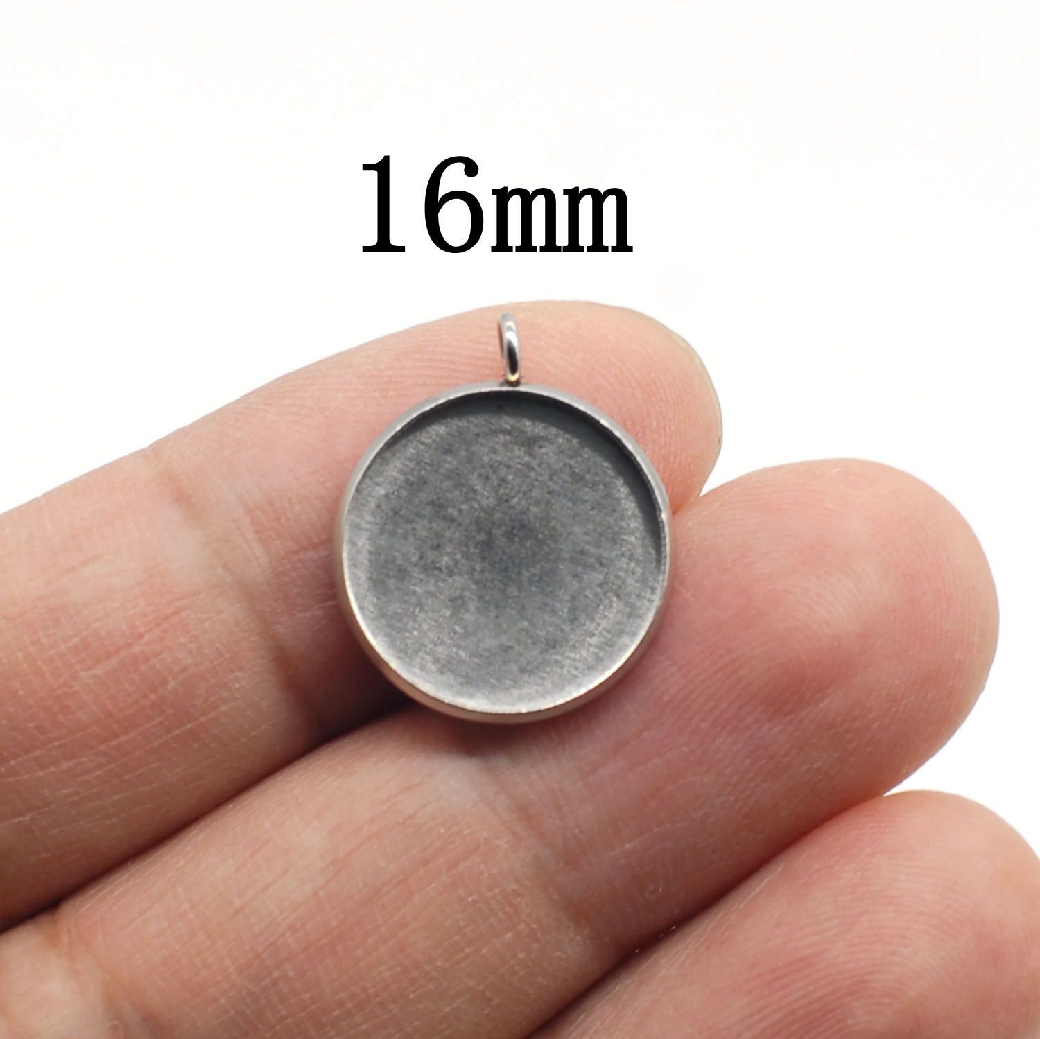 25PCS Stainless Steel Round Cabochon Blank Tray Charm Pendant LSO02-16mm