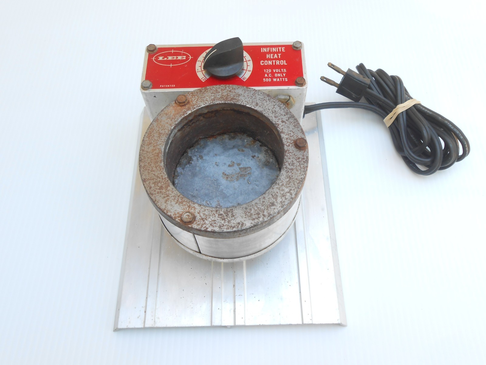 LEE PRECISION MELTER INFINITE HEAT CONTROL ELECTRIC METAL MELTER