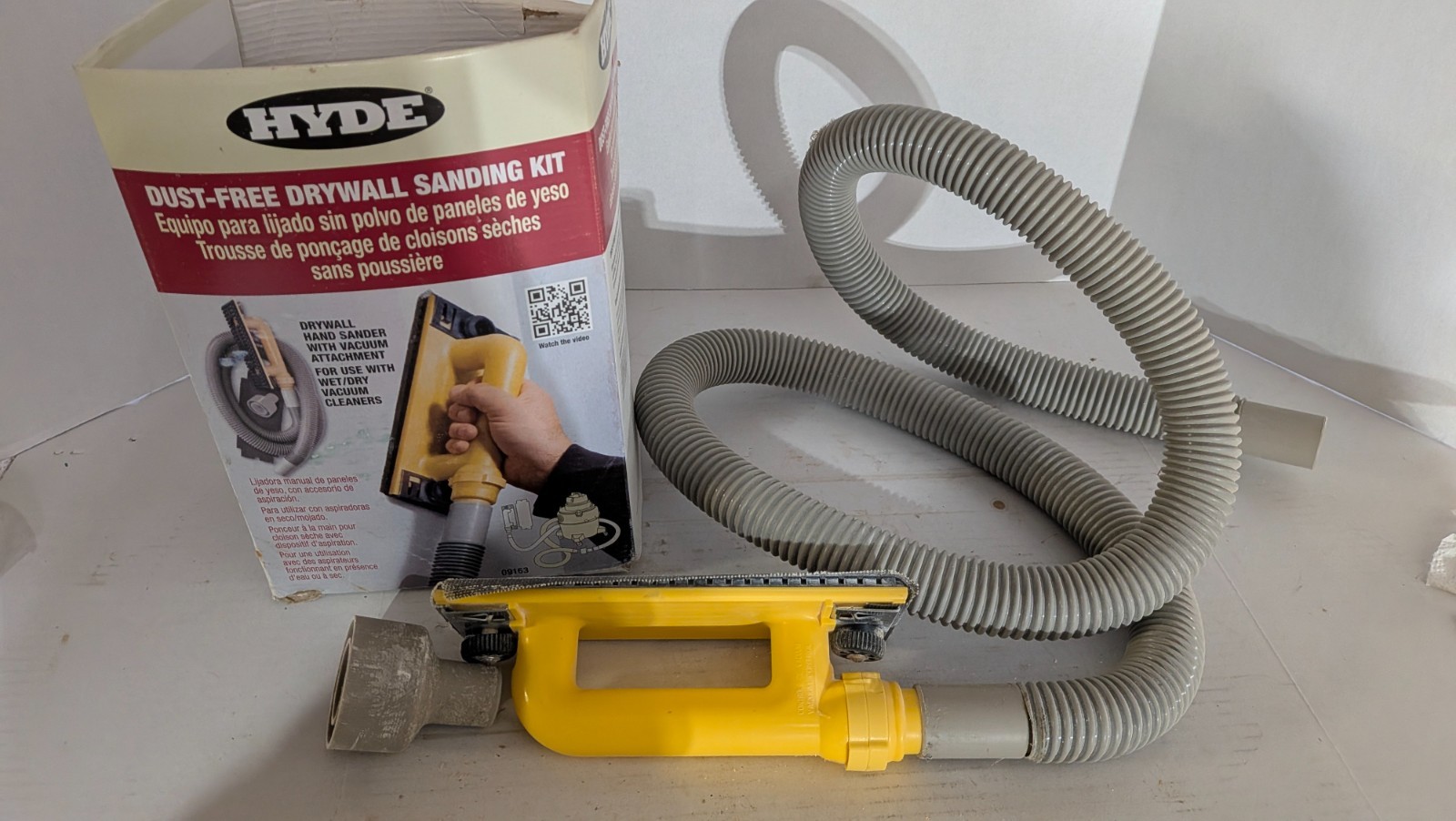 Hyde dust-free drywall sanding kit 09163