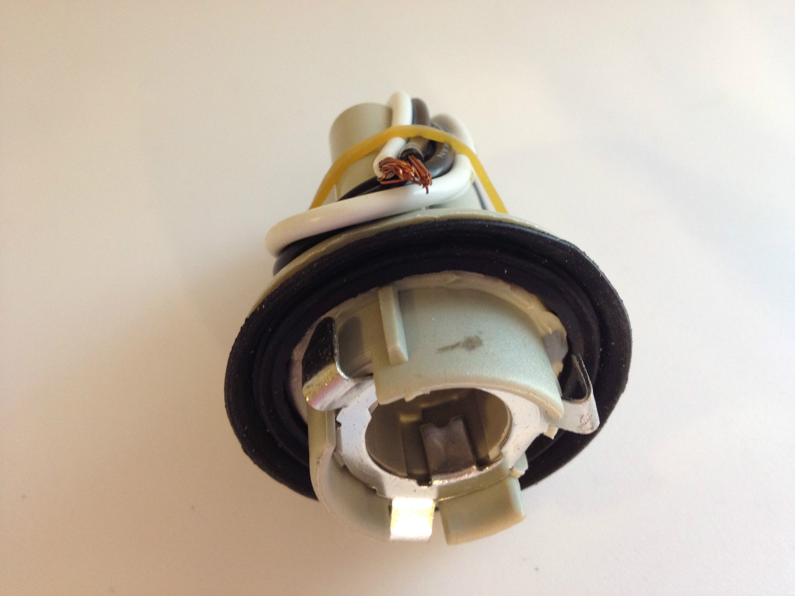 1156 Turn Signal Backup Light Bulb Socket Connector Wire Harness Plug Cad Olds