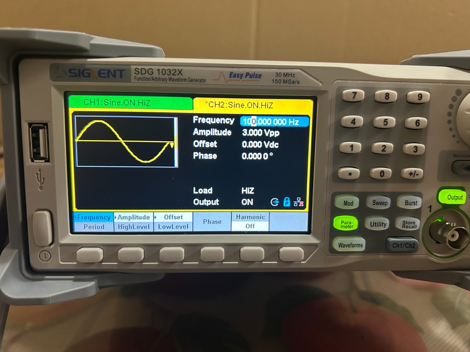 Siglent SDG1032X Arbitrary Waveform Function Generator