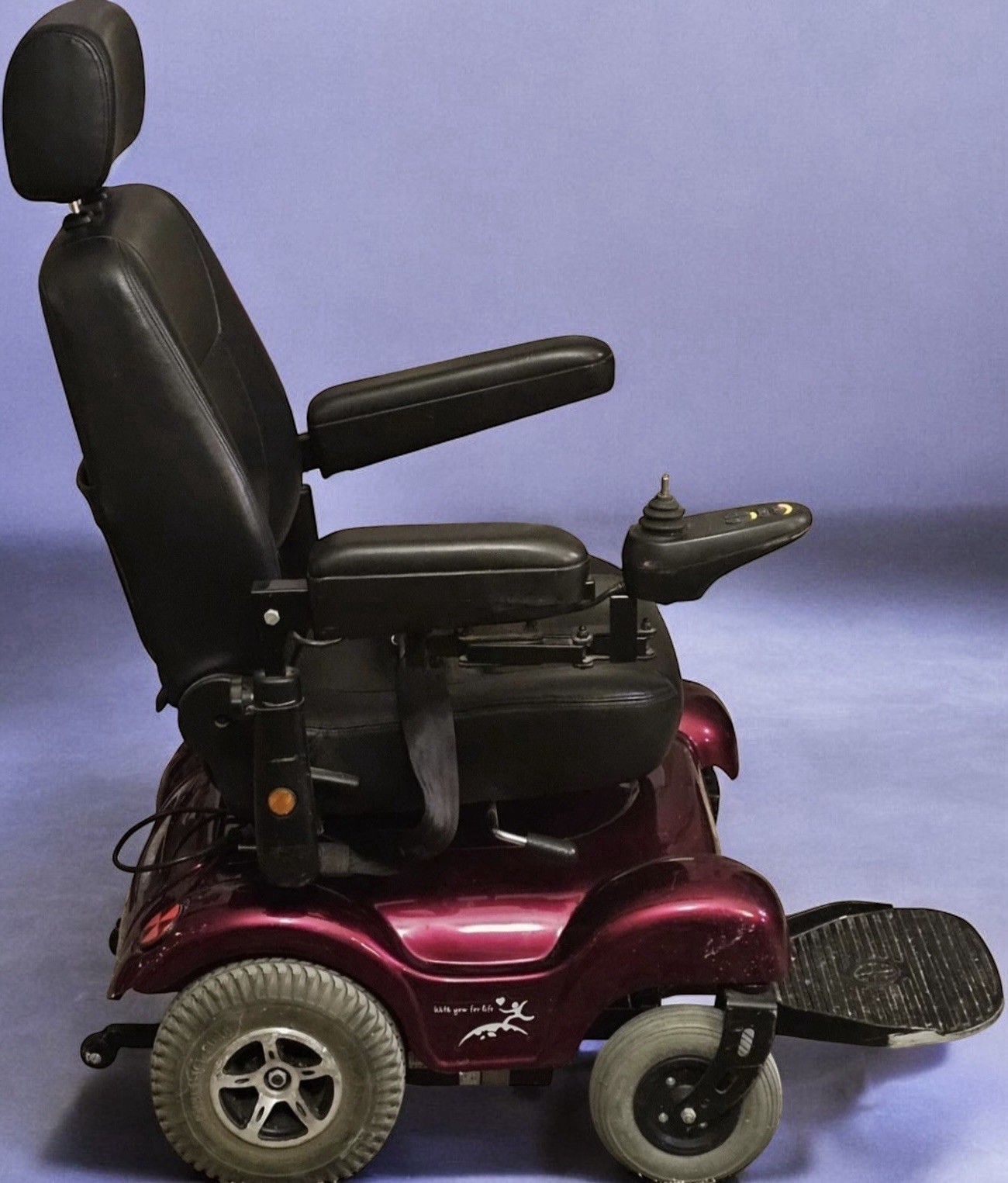 Merits P310 Power Wheelchair W/ Brand New Batteries & Charger ~ 300lb Capacity