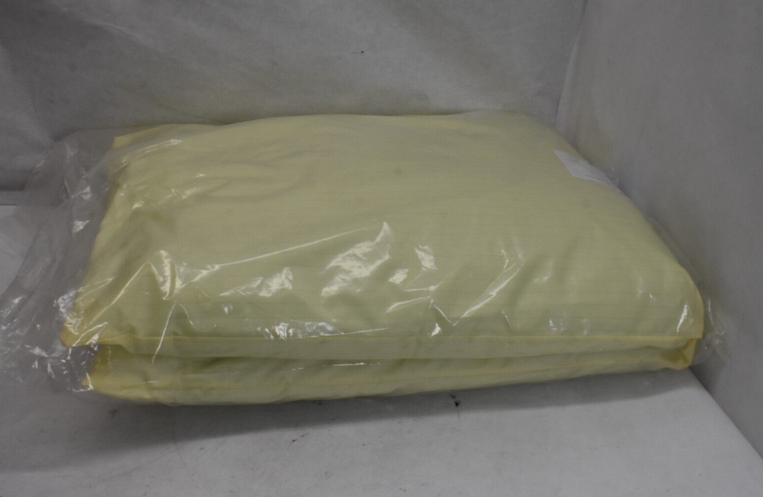 Medline Nylex Ultra Pillow 20" x 26" Yellow/Green Pillows MDT219715 Lot of 2
