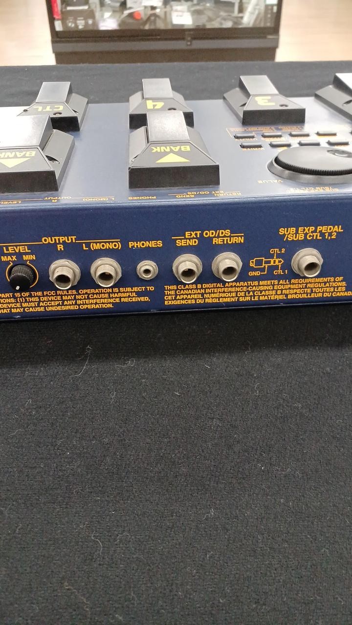 BOSS GT-3 | Multi-Effects Guitar Processor – 32 Effects, 140 Presets – Used