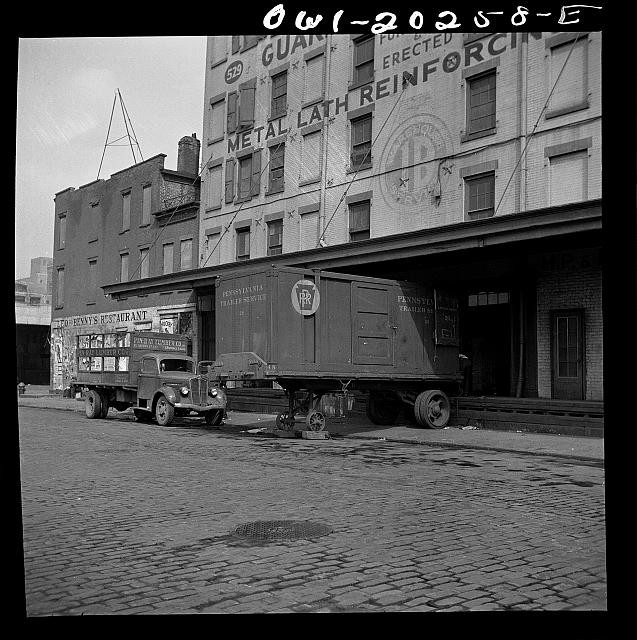 Photo:New York NY 1930s Pennsylvania Railroad Truck Trailer Loading Dock