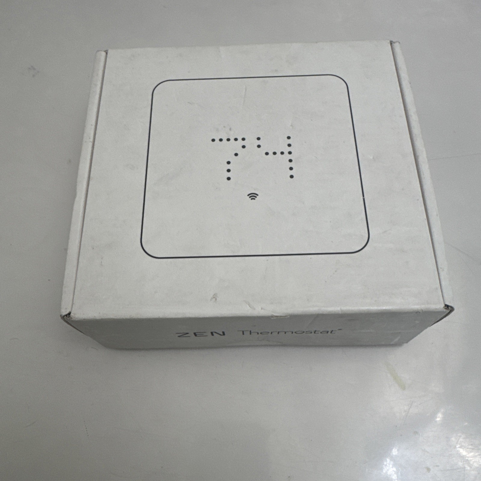 New in box Zen Zigbee Thermostat - ZEN-01.07-W-02.31-CB  ( F1-1A)