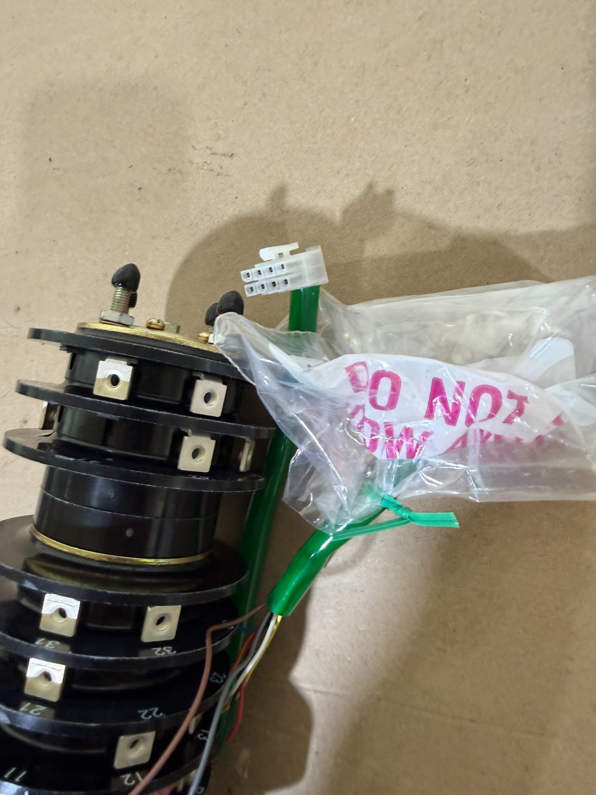 Electroswitch Series 24 Breaker Control Rotary Switch 24PB57LE