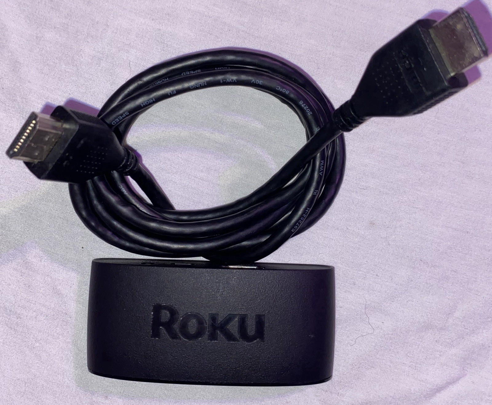 ROKU Express 4k 3940x Streaming Box With HDMI Cable