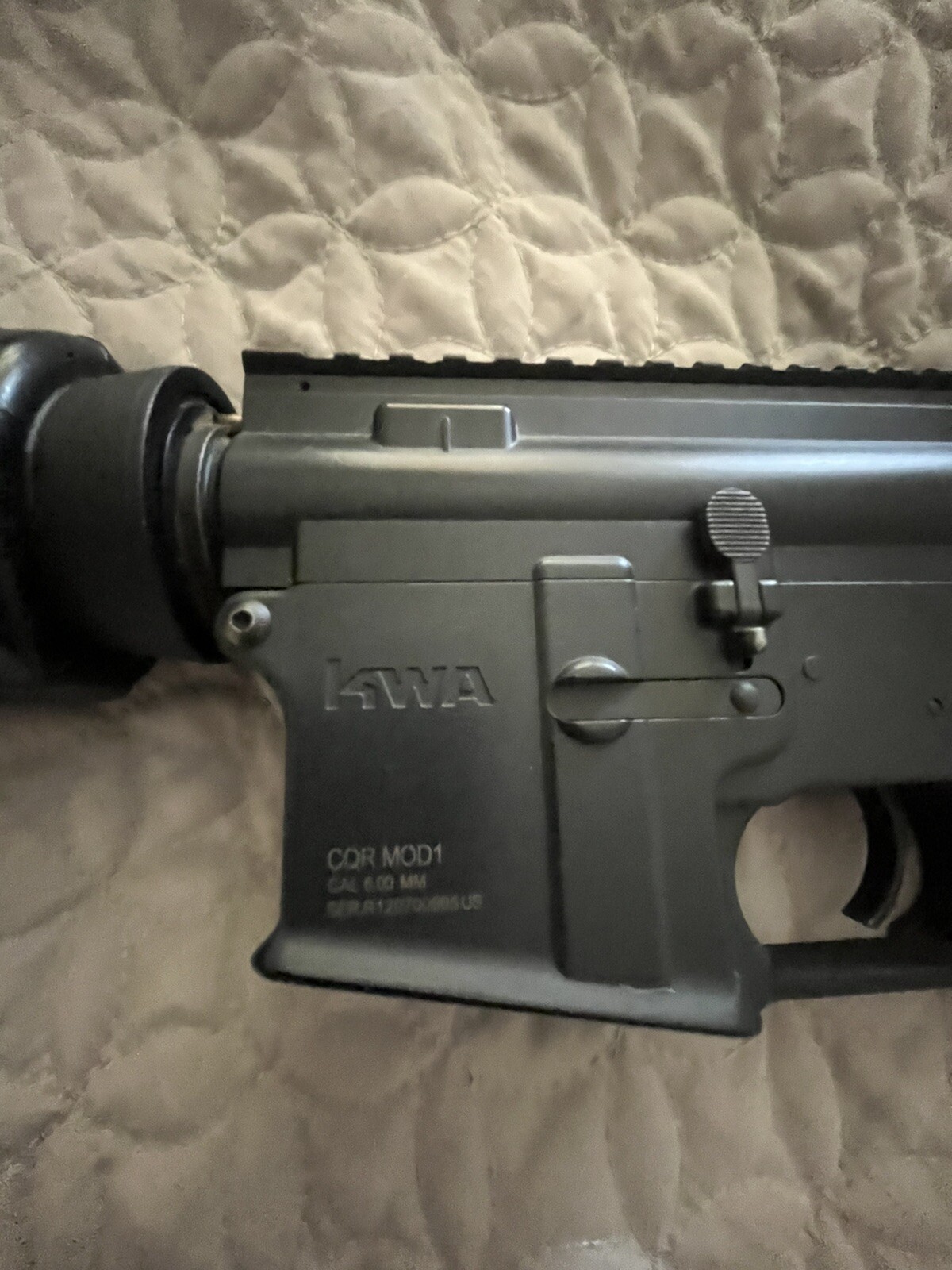 airsoft gun