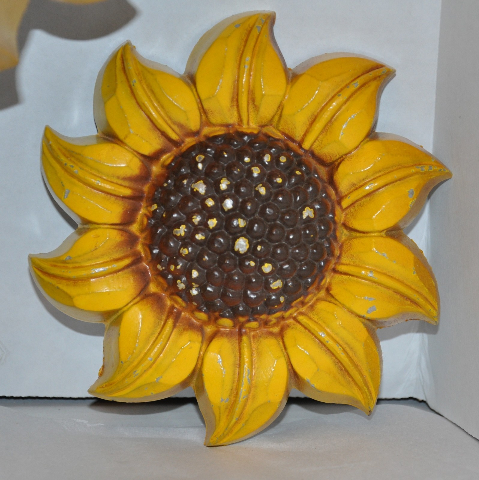 VTG Sexton Sunflower Clock With 2 Flower Accent Pieces Works Metal 1967 MCM 13"