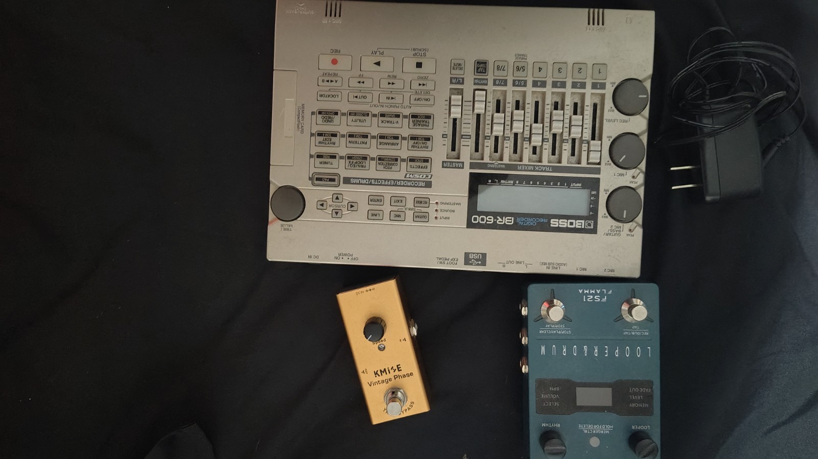 Track Recorder, Drum Machine Pedal, Flange Pedal