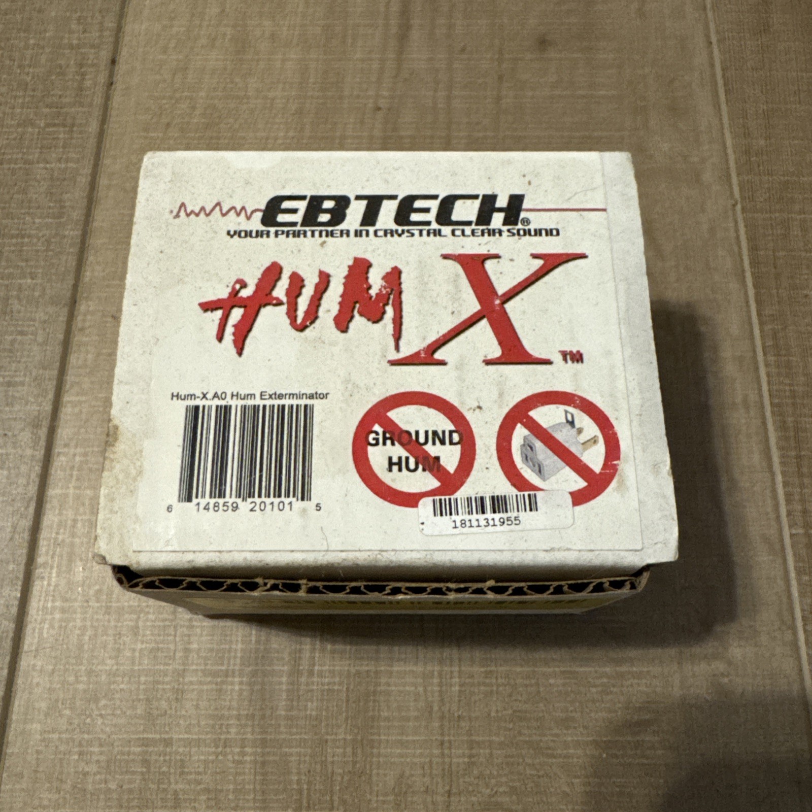 EBTech Hum X Hum Exterminator Ground Loop Feedback Hum Buzz Eliminator NEW