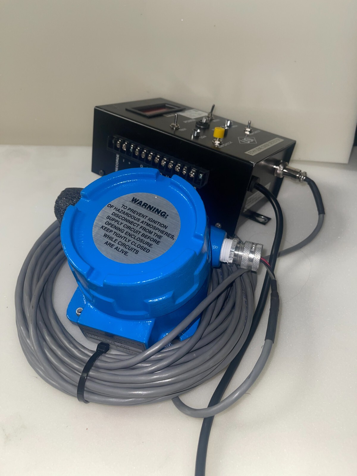 NEW OPEN BOX USI Ethylene Oxide Detector with Controller - New – Open box
