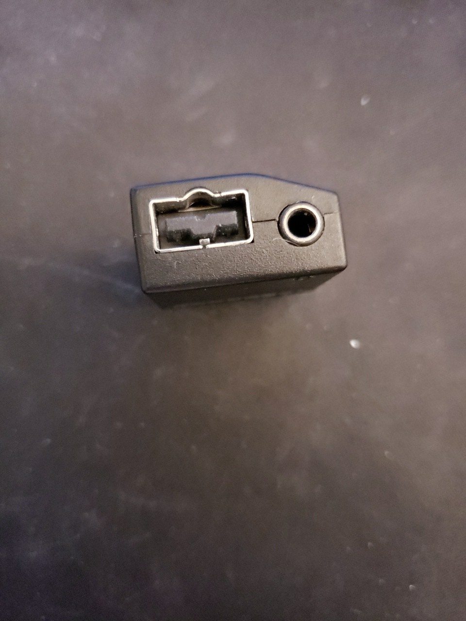 Gamester Earphone / Headphone Adapter for Gameboy Advance
