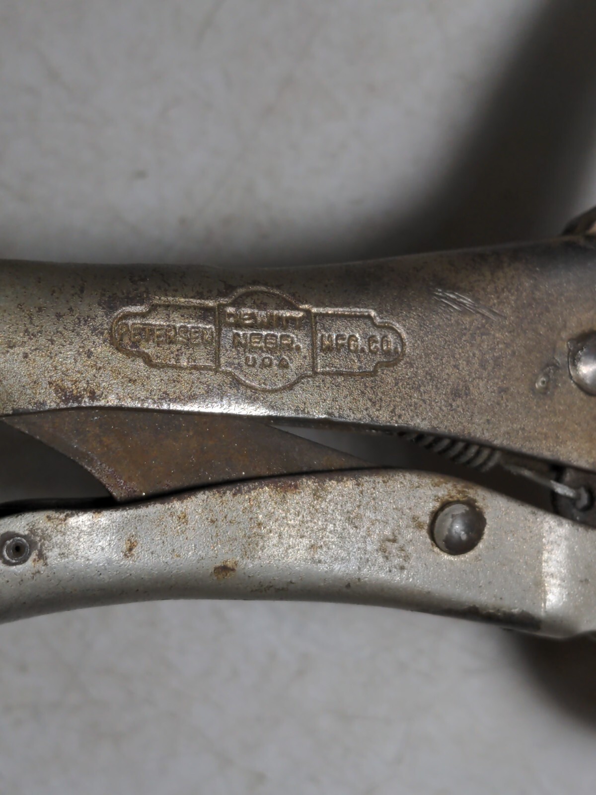 PETERSEN DEWITT Vise-Grip 11R