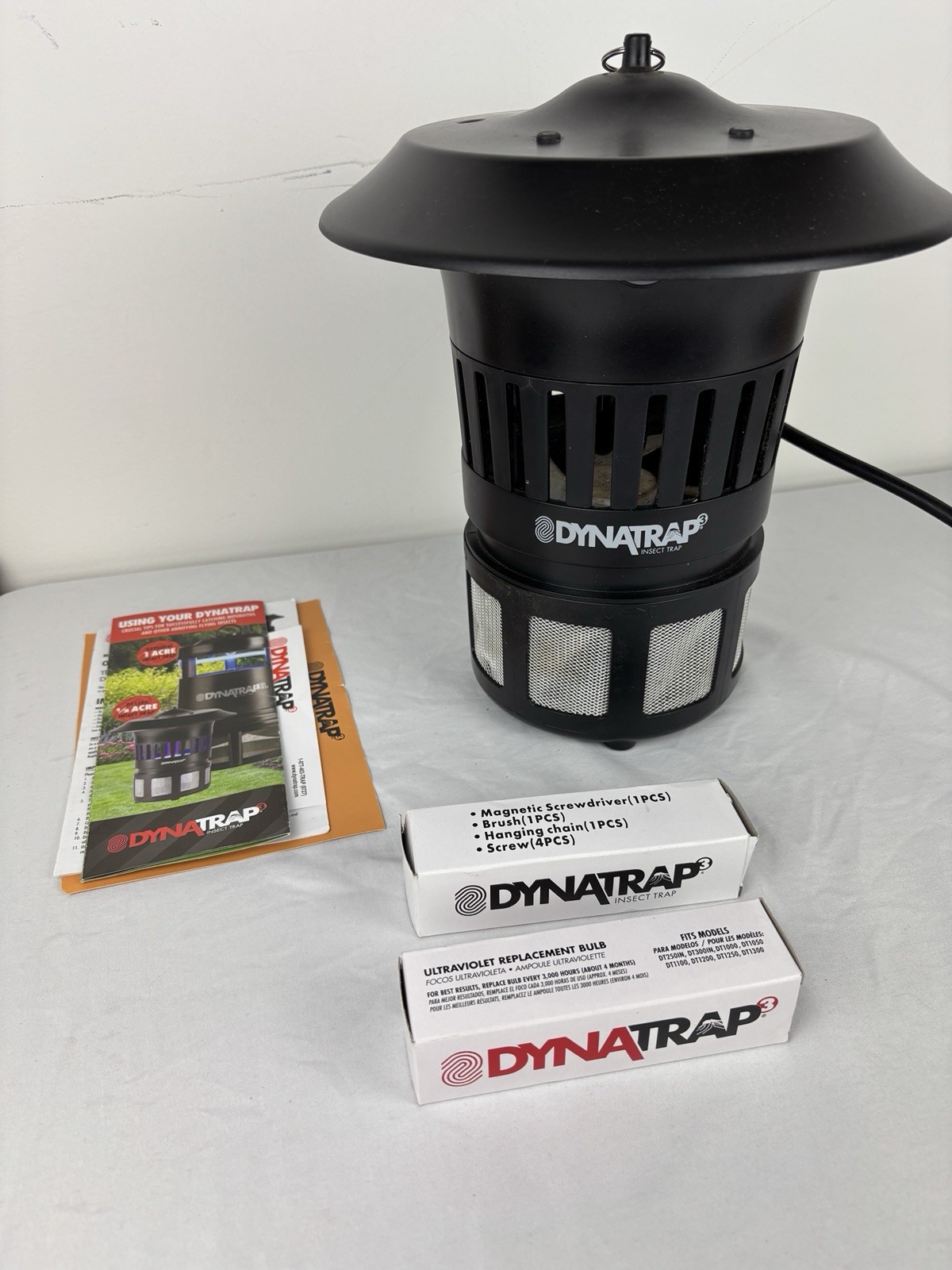 Dynatrap DT1100 THNV 1/2 Acre Flying Insect Trap Mosquito Bug Killer