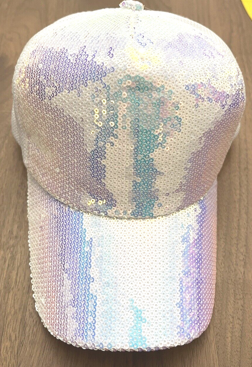 🧢 White adjustable cap, reflective front purple & pink ✨
