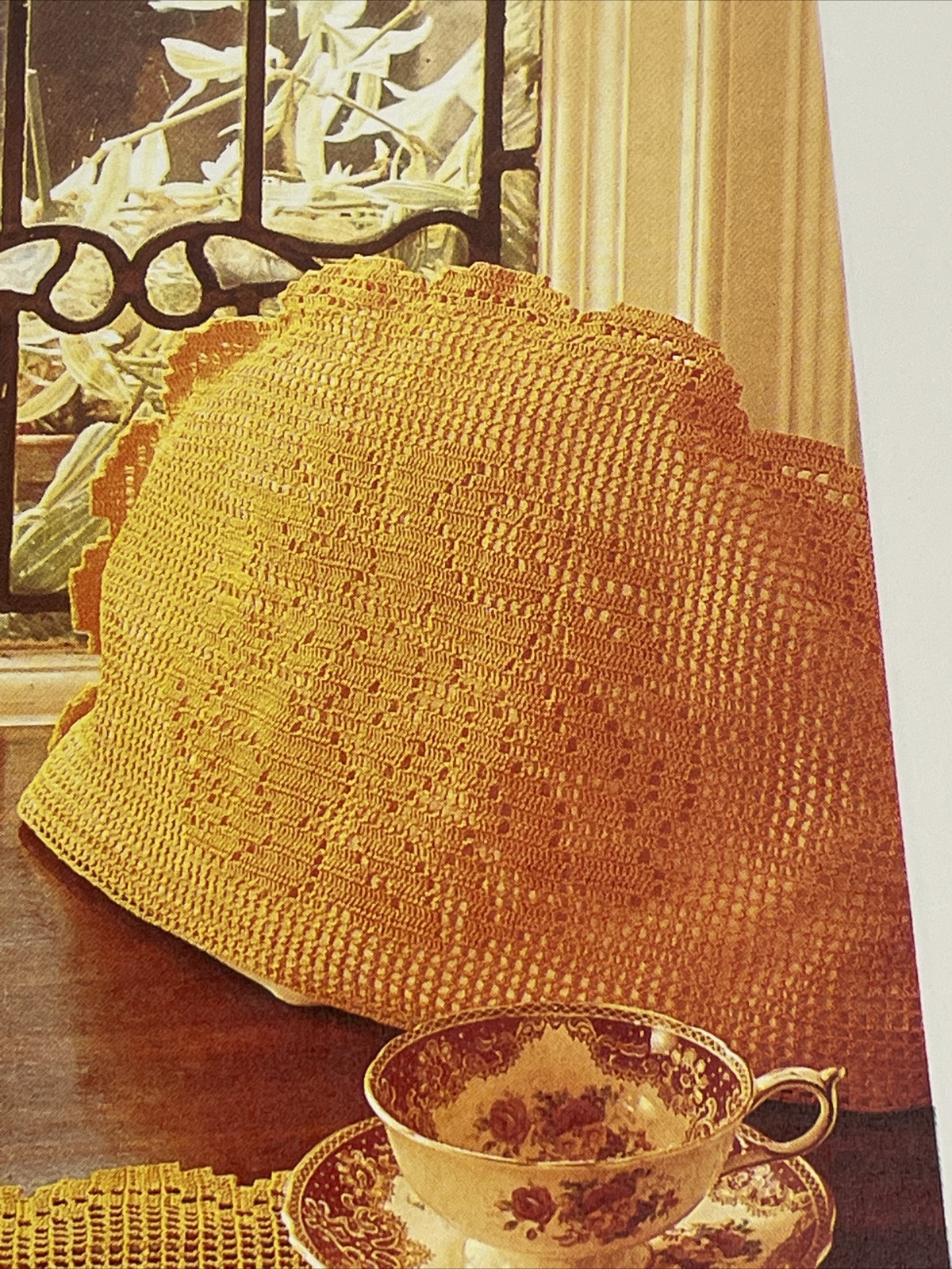 Marshall Cavendish Sunshine Breakfast Placemat Tea Cozy Crochet Pattern
