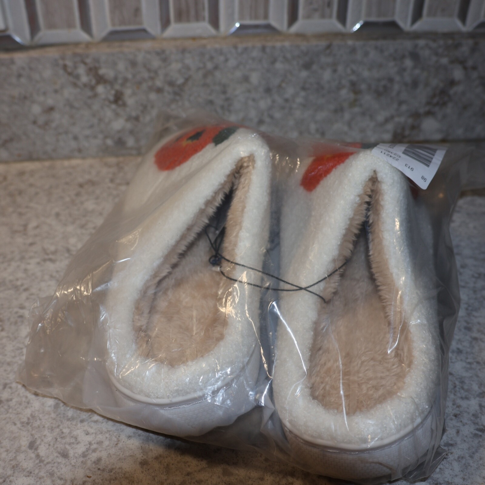Maurices Halloween Slippers Pumpkin Womens M/L 8.5-11 Jack O Lantern Sherpa NWT