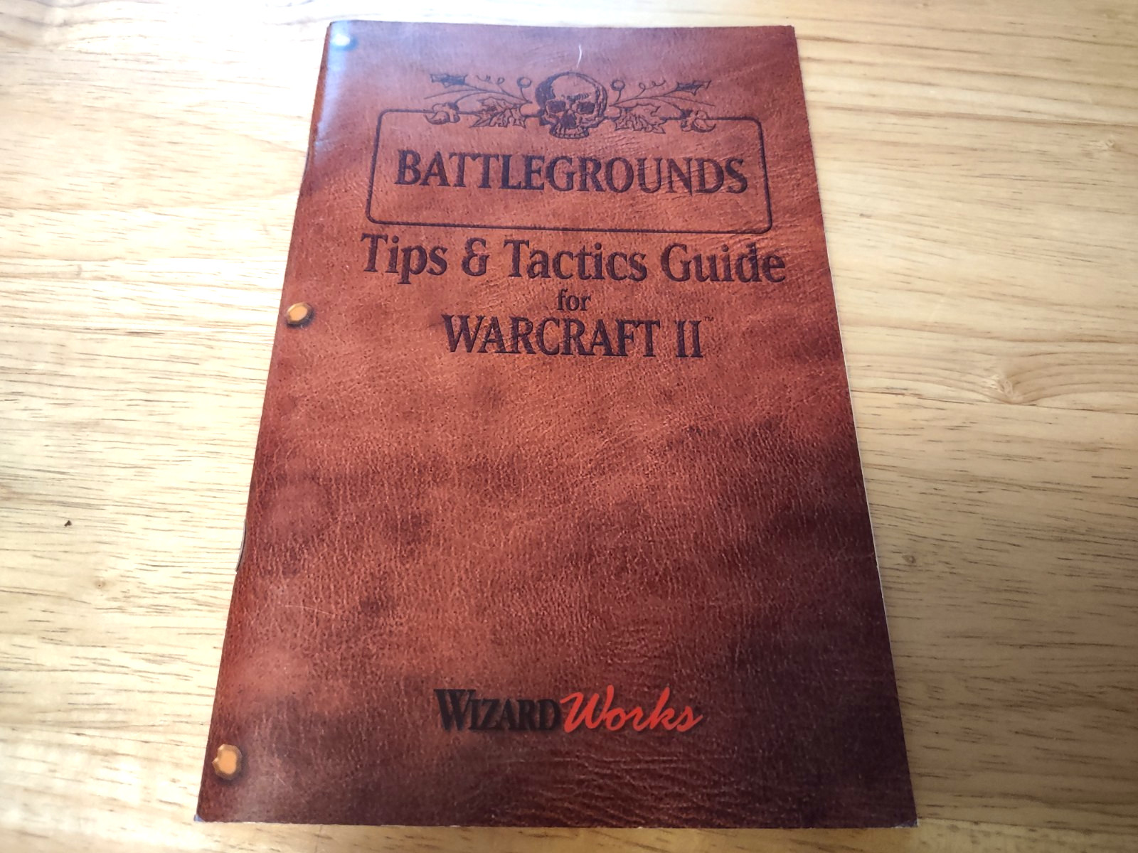 Warcraft II Battlegrounds: Tips & Tactics Strategy Guide Book 1996 Wizard Works
