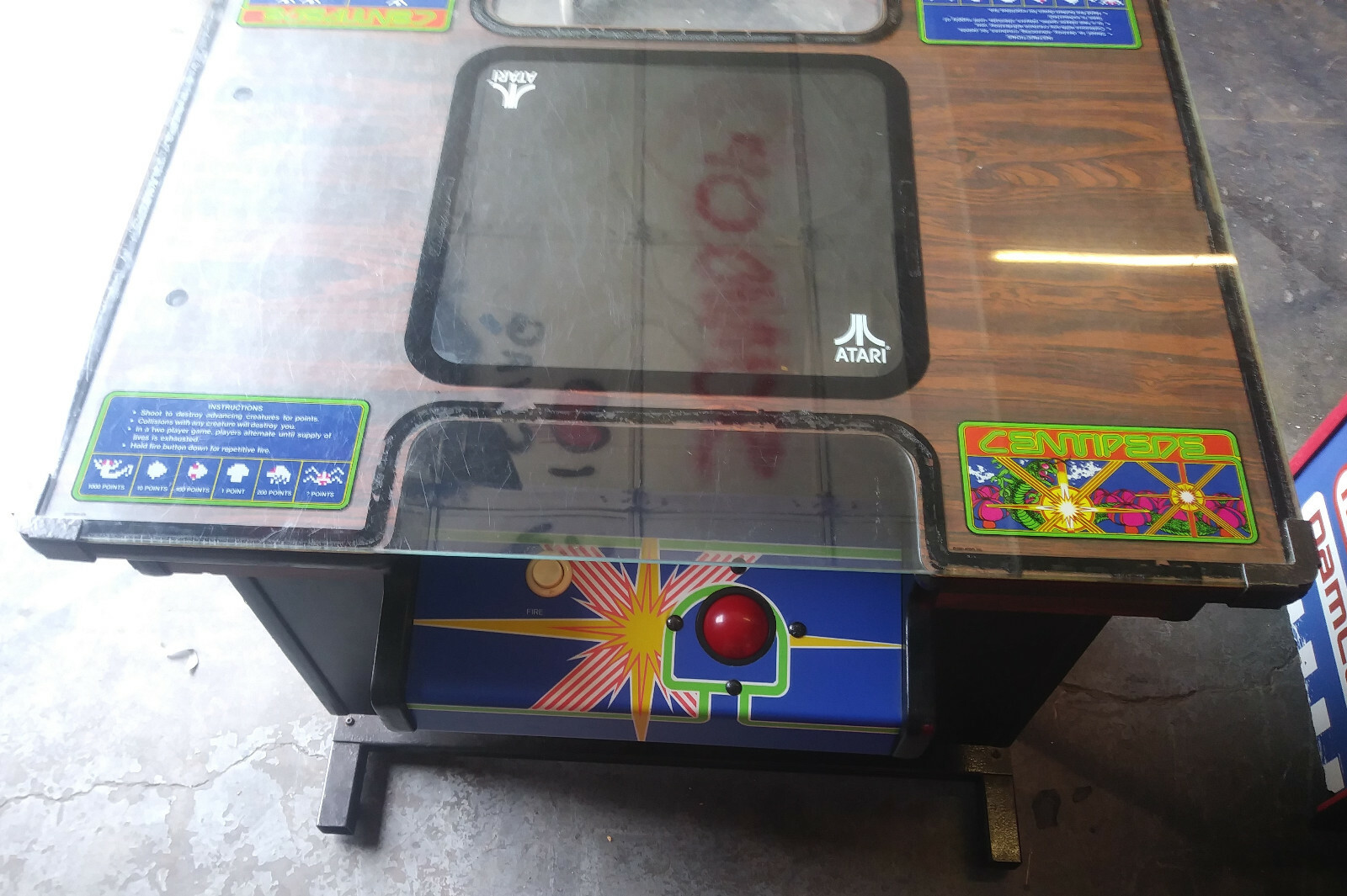 CENTIPEDE ARCADE COCKTAIL MACHINE by ATARI 1980 (Excellent Condition) *RARE*
