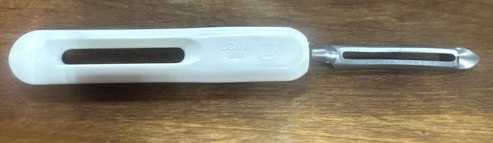 Bonny USA Peeler Parer Corer White Handle