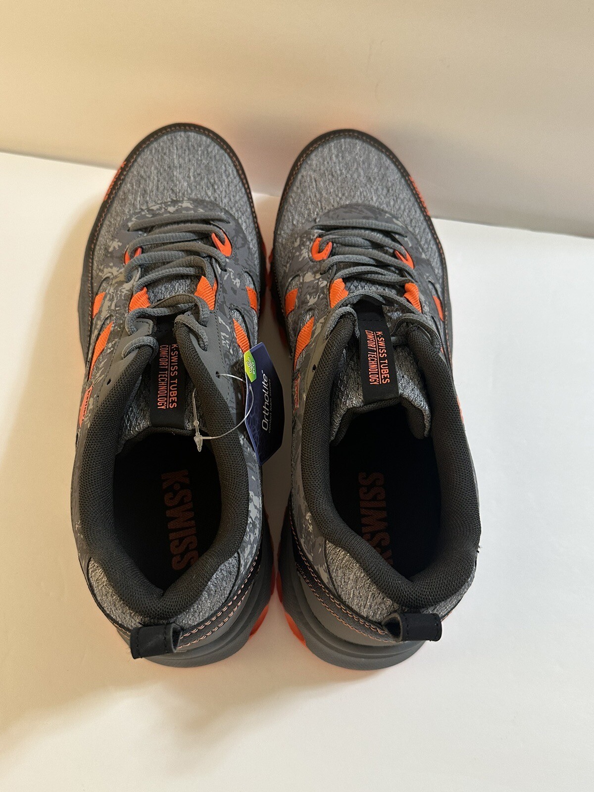 NEW KSwiss Mens Tubes Trail Comfort 200 Gray Orange Running Shoes Size 9