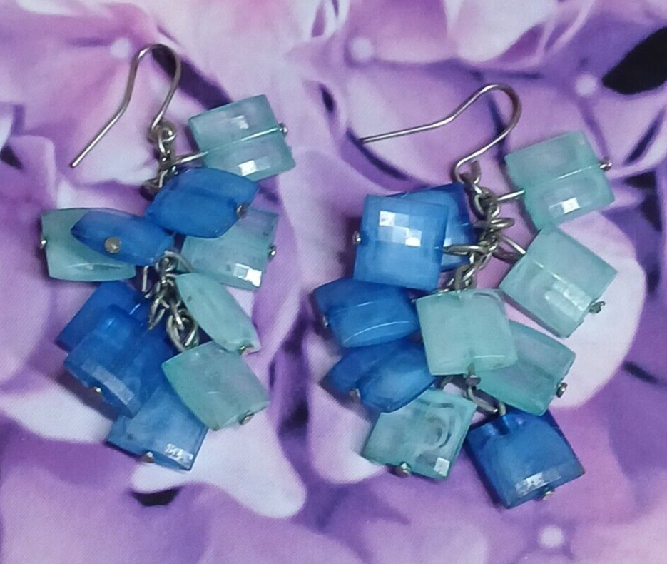 Lucite Faceted Square Blue Tone Bead Dangling Earring