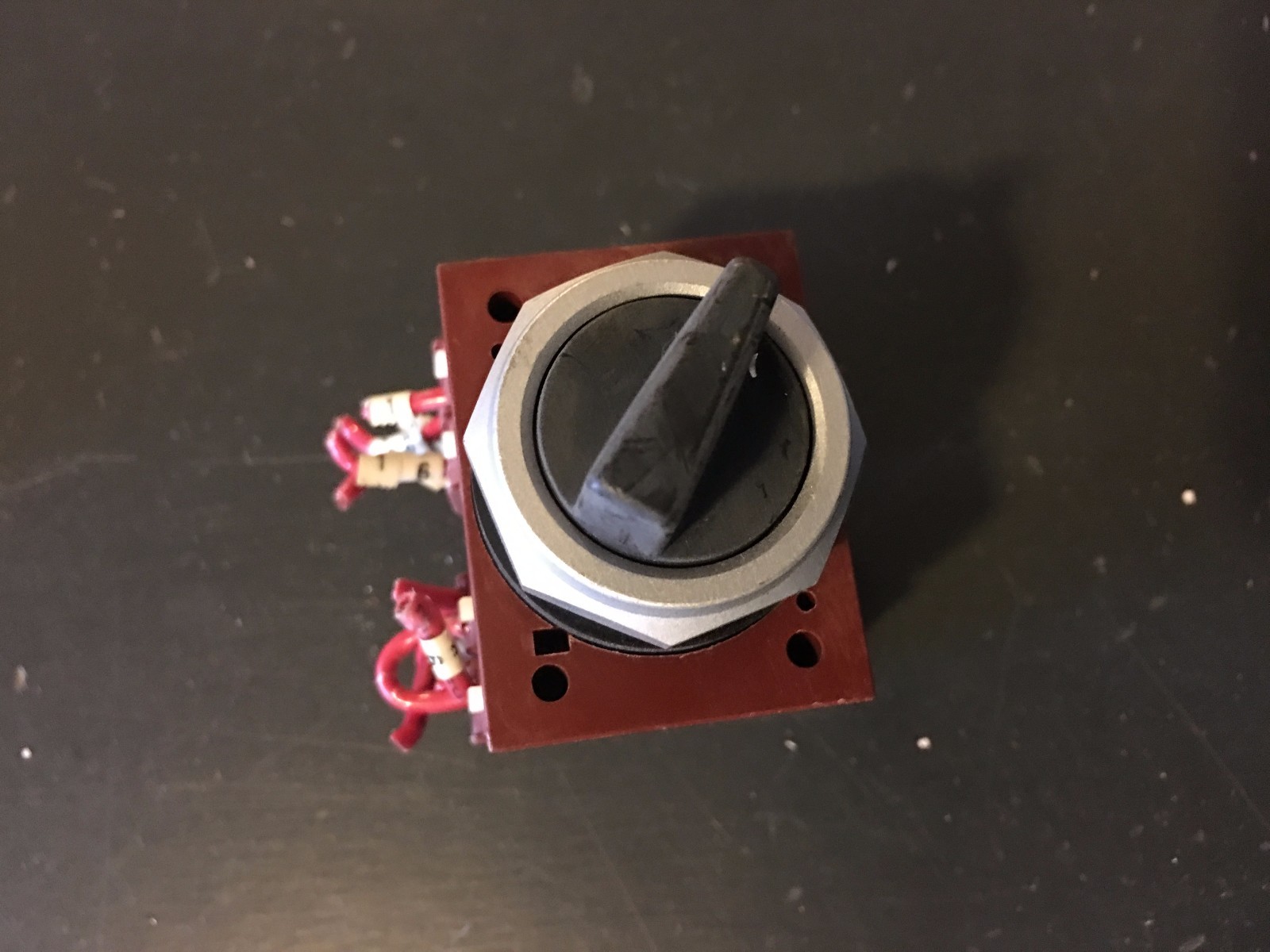 2 Position Siemens Selector Switch with (2) P30CB02 and (2) P30CB11