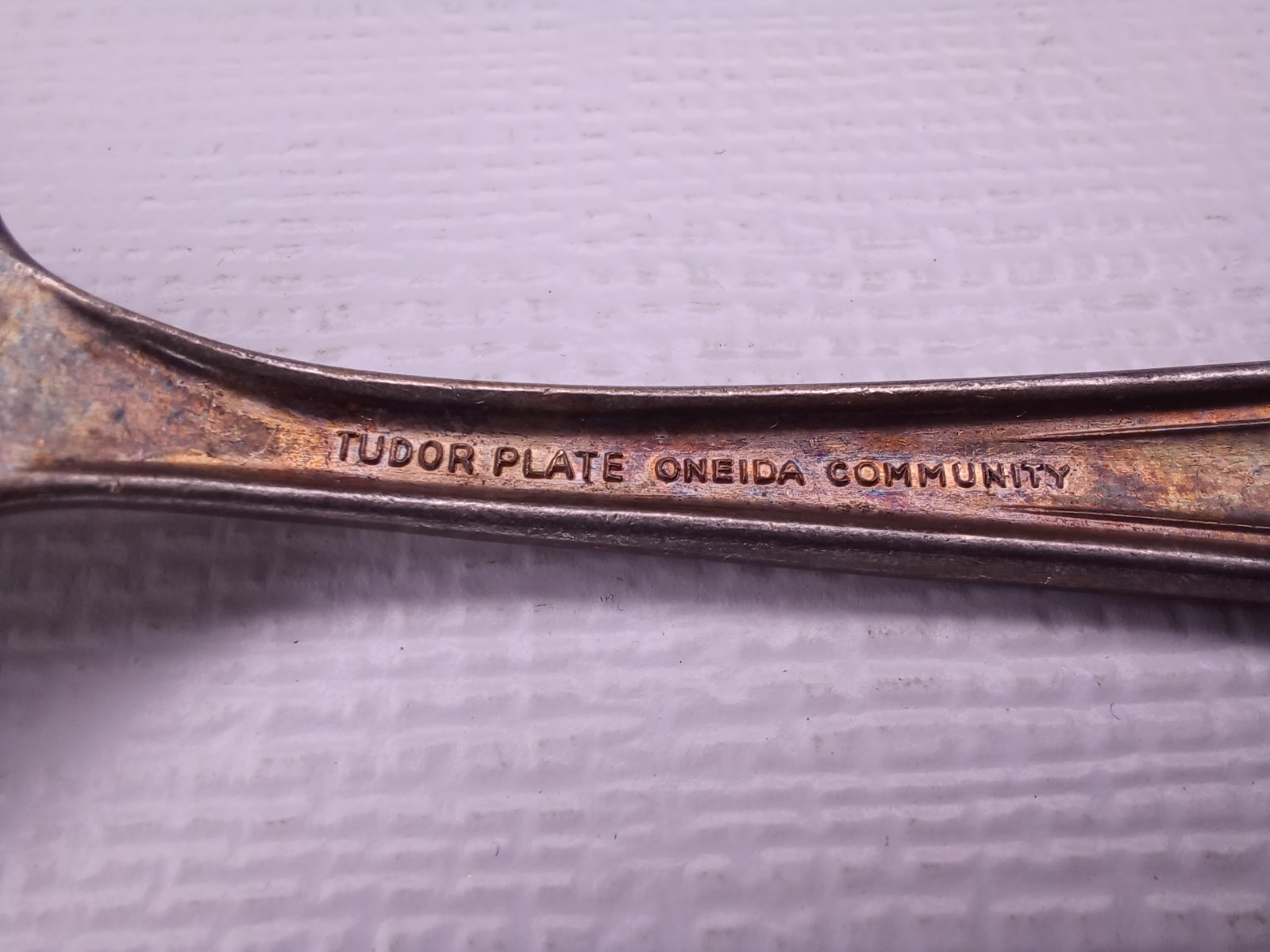 Oneida Community Tudor Plate Silverplate Fork