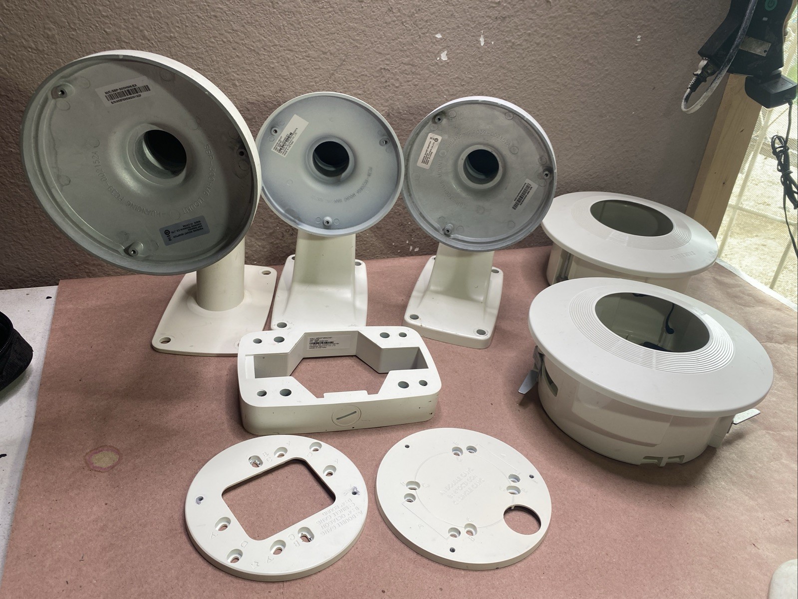 SAMSUNG HANWHA TECHIN  SBP-300HM6, SBP-300HM5, SDH-3000F4 &+WALL MOUNT BRACKET