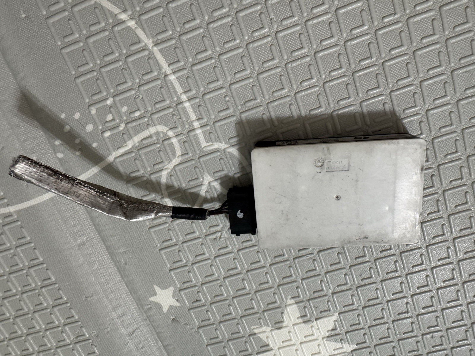 2011-2013 Chrysler Jeep Dodge Blind Spot Detection Sensor Module 56038942AA OEM
