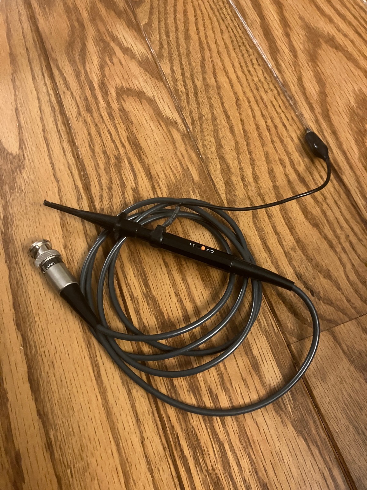 Tektronix TDS220 Digital Oscilloscope